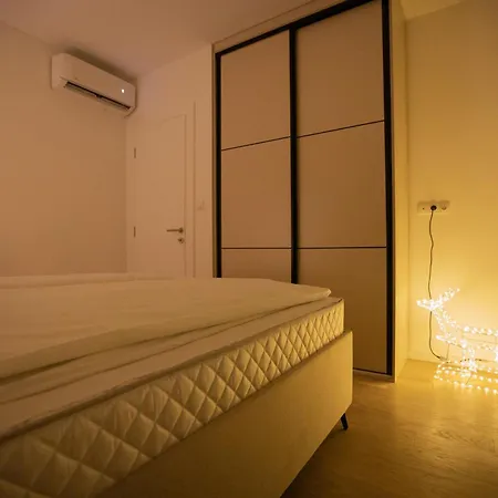 X Apartman *